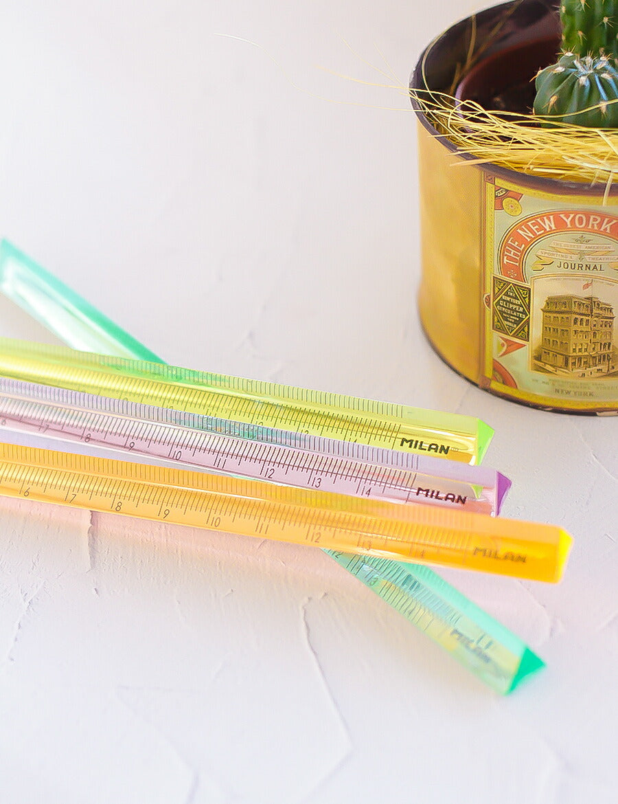 MILANルーラーカラー定規三角